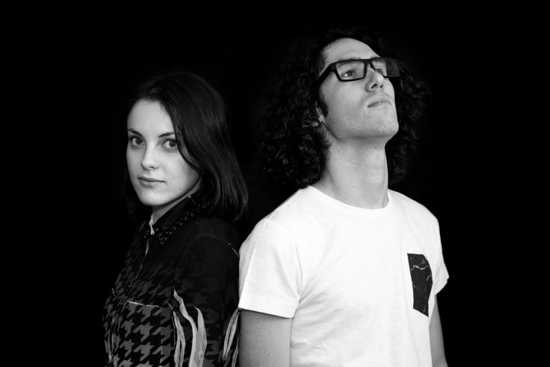 We Are Vertikal - Portrait Noir Et Blanc Sombre